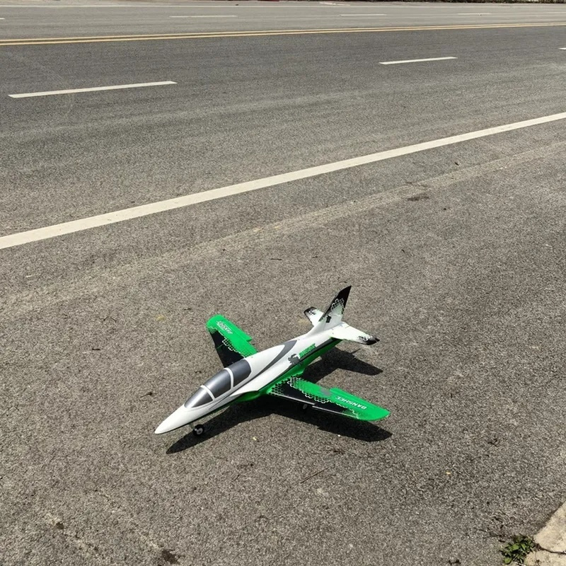 Outdoor Sport Hobbies - Радиоуправляемый самолет Wing Wing Banshee 2-го