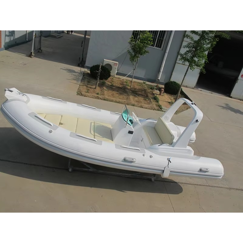 Надувная лодка RIB520C с центр – обзор и цена Outdoor Sports Center